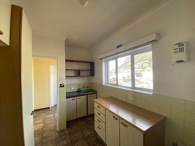 To Let 1 Bedroom Property for Rent in Fish Hoek Western Cape